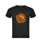 Camiseta de manga corta en negro jaspeado con logo de medusa en naranja